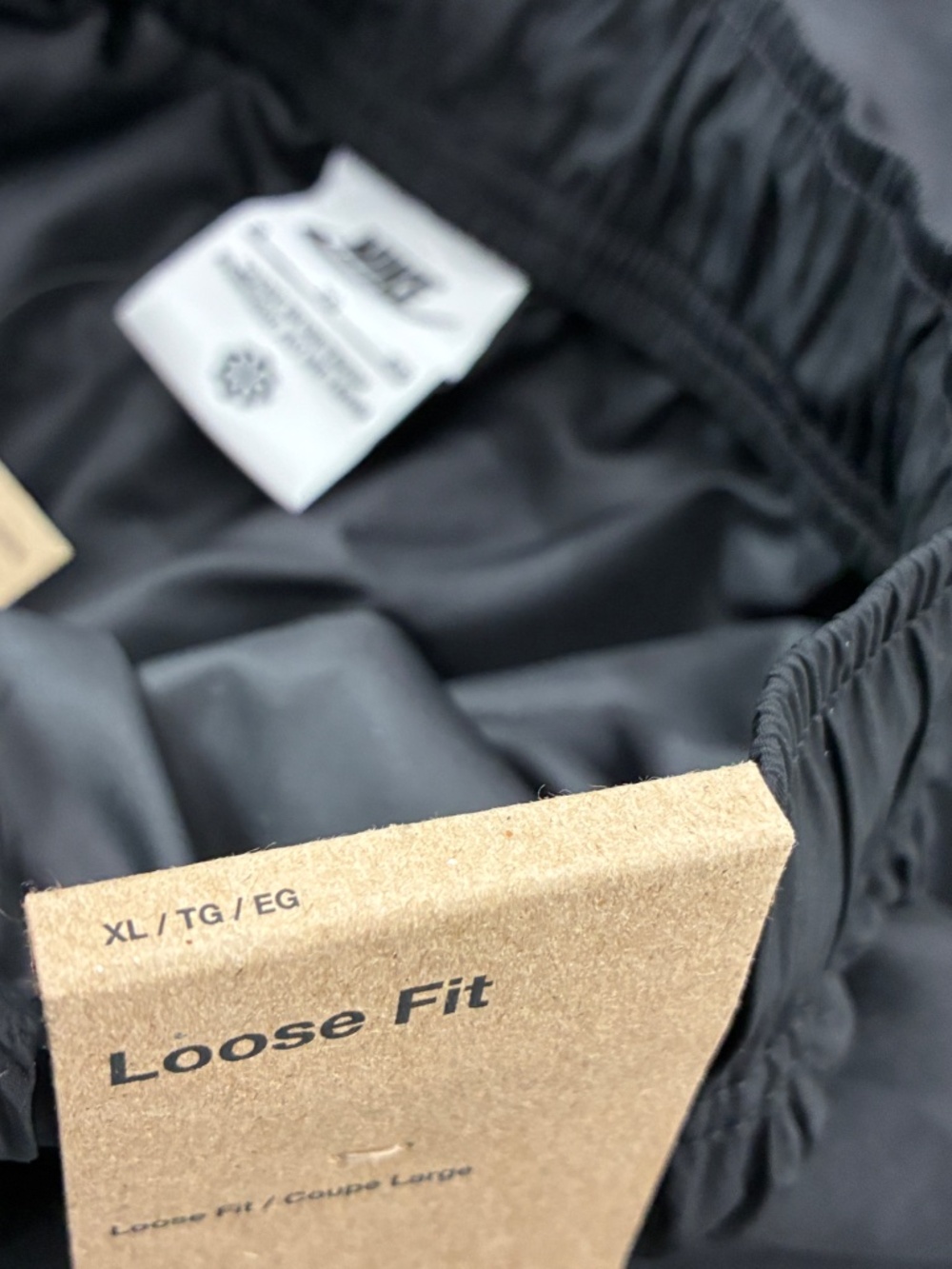 Nike Sportswear Windrunner Women's Bubble Hem Skirt XL Black/Sail IM7450-010 NWT - Picture 11 of 15